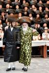 חג השבועות און שבת אויפרוף בחצר הקודש וויזניץ