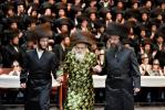 חג השבועות און שבת אויפרוף בחצר הקודש וויזניץ