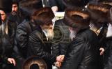 פולע גאלערי: שמחת החתונה פון נכד כ"ק אדמו"ר מבעלזא שליט"א 