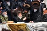 פולע גאלערי: שמחת החתונה פון נכד כ"ק אדמו"ר מבעלזא שליט"א 