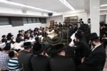 כ"ק אדמו"ר מסאטמאר שליט"א באזוכט אין בית המדרש החדש יטב לב דסאטמאר אין מאנסי  