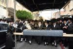 מעמד הכנסת ספר תורה בראשות כ"ק  אדמו"ר מוויזניץ שליט"א לע"נ הרה"ח ר' נחמן הלר ז"ל 