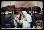 פולע גאלערי: שמחת החתונה בחצרות וויזניץ- וויען