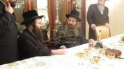 כ"ק אדמו"ר מסאדיגורא ירושלים שליט"א אויף א באזוך ביי הגה"צ אבד"ק ברכת מנחם שליט"א 