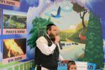 א בליק באזוכט אין מחנה בני בעלזא 