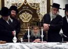 יארצייט פון הרה"ק מפאפא זצ"ל ביי בנו ומ"מ כ"ק אדמו"ר מפאפא שליט"א 