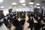 הרה"ג רבי יואל טייטעלבוים שליט"א בין כ"ק אדמו"ר מסאטמאר שליט"א באזוכט אין מוסדות סאטמאר בארה"ק לרגל היומא הילולא קדישא פון הרה"ק מסאטמאר זי"ע 