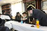 הרה"ג רבי יואל טייטעלבוים שליט"א בין כ"ק אדמו"ר מסאטמאר שליט"א באזוכט אין מוסדות סאטמאר בארה"ק לרגל היומא הילולא קדישא פון הרה"ק מסאטמאר זי"ע 
