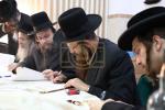 מעמד חלוקת שקל הטהור אין ארץ ישראל בראשית הרה"ג רבי יואל טייטעלבוים שליט"א בן כ"ק אדמו"ר מסאטמאר שליט"א 