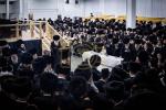 פולע גאלערי: כ"ק אדמו"ר מגור שליט"א אויף שבת קודש אין בארא פארק 