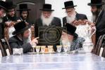 באזוכן ביי כ"ק אדמו"ר מוויזניץ שליט"א לברך ולתברך לקראת ראש השנה הבעל"ט 