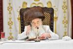 יום כיפור ביי כ"ק אדמו"ר מוויזניץ שליט"א 