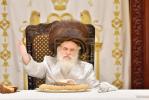 Main image for יום כיפור ביי כ"ק אדמו"ר מוויזניץ שליט"א 