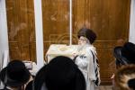 יום כיפור ביי כ"ק אדמו"ר מצאנז קלויזענבורג שליט"א 