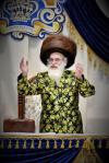 מעמד הכנסת ספר תורה און נעילת החג מוצאי שמחת תורה בחצר הקודש וויזניץ 