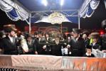 מעמד הכנסת ספר תורה און נעילת החג מוצאי שמחת תורה בחצר הקודש וויזניץ 