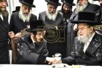 כ"ק אדמו"ר ממונקאטש שליט"א בביקור גומלין ביי כ"ק אדמו"ר מסאדיגורא שליט"א 