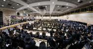 בר מצוה פון נכד האדמורים ממונקאטש און וויען