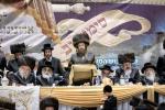 בר מצוה פון נכד האדמורים ממונקאטש און וויען