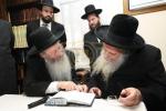 הגאון רבי שאול אלתר שליט"א באזוכט ביי הגאון רבי מלכיאל קאטלער שליט"א ראש ישיבת בית המדרש גבוה לעיקוואד 