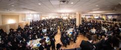 רבבות אלפי ישראל אין שפיץ פון מנהיגי העדה פילן איבער די קאנטינענטל זאלן אין וויליאמסבורג לטובת צדקת צדיקי הדורות ר' מאיר בעל הנס כולל חבת ירושלים וואס איז מפרנס 42.000 נפשות 