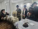 ספעציעלע פריוואטע שבע ברכות בבית כ"ק מרן אדמו"ר מצאנז קלויזענבורג שליט"א לכבודו פון החתן נכד הרבני הנגיד הרב צבי רייכמאן שליט"א עמוד התווך של קהילות ומוסדות צאנז קלויזענבורג ברחבי תבל