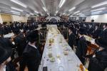  שבע ברכות לנכד כ"ק אדמו"ר מפשעווארסק צוגעשטעלט דורך  ישיבת עץ חיים ווילרייק