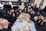  שבע ברכות לנכד כ"ק אדמו"ר מפשעווארסק צוגעשטעלט דורך  ישיבת עץ חיים ווילרייק