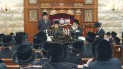 כ"ק אדמו"ר מסאדיגורא לאנדאן שליט"א באזוכט ביי אדמורים ורבנים שליט"א אין לאנדאן 