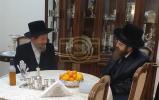 כ"ק אדמו"ר מסאדיגורא לאנדאן שליט"א באזוכט ביי אדמורים ורבנים שליט"א אין לאנדאן 