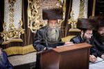 אסיפה אין ק"ק באבוב לטובת די נייע בנייני המוסודת 