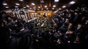 ערשטע חנוכה ליכט ביי כ"ק אדמו"ר מצאנז קלויזענבורג שליט"א 