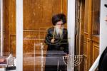 ערשטע חנוכה ליכט ביי כ"ק אדמו"ר מצאנז קלויזענבורג שליט"א 
