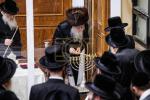 זאת חנוכה ביי כ"ק אדמו"ר מצאנז קלויזענבורג שליט"א 