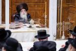 זאת חנוכה ביי כ"ק אדמו"ר מצאנז קלויזענבורג שליט"א 