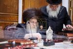 זאת חנוכה ביי כ"ק אדמו"ר מצאנז קלויזענבורג שליט"א 