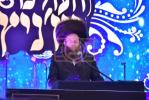 מעמד "וכולם מקבלים"צום עפענונג פונעם קאמפיין לטובת המרכז העולמי ויזניץ 