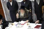 כ"ק אדמו"ר מסאדיגורא ירושלים ביים סעודת הילולא פון זקינו האדמו"ר בעל העקבי אבירים מסאדיגורה זצ"ל 