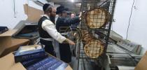 הגה"צ ראש ישיבת סאטמאר בני ברק שליט"א באזוכט אין די מצה בעקעריי 