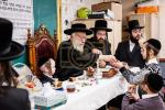 כ"ק אדמו"ר מוויען שליט"א באזוכט אין מוסדות וויען ב"פ לרגל די חדר פירן פון זיין אייניקל 