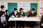 כ"ק אדמו"ר מוויען שליט"א באזוכט אין מוסדות וויען ב"פ לרגל די חדר פירן פון זיין אייניקל 