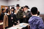 כ"ק אדמו"ר מוויען שליט"א באזוכט אין מוסדות וויען ב"פ לרגל די חדר פירן פון זיין אייניקל 