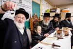 כ"ק אדמו"ר מוויען שליט"א באזוכט אין מוסדות וויען ב"פ לרגל די חדר פירן פון זיין אייניקל 