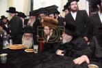 שמחת אירוסין פון נכדת כ"ק אדמו"ר מאמשינוב שליט"א 