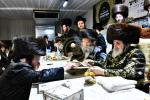סיום סמיכה והוראה בחצר וויזניץ