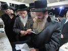 Main image for פולע גאלערי: כ"ק אדמו"ר מסאדיגורא ירושלים שליט"א אויף מקומות הקדושים אין צפון לקראת די חתונה פון בתו הכלה הבעל"ט 