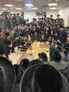 כ"ק אדמורים מגור און סאדיגורא שליט"א ביים מנחם אבל זיין כ"ק אדמו"ר מתולדות אהרן שליט"א ע"פ אשתו ע"ה 
