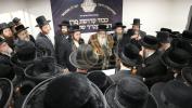 מסיבת שקל הטהור בבית אב"ד קלוזש שליט"א אין קרית טאהש בהשתתפות כ"ק אדמורים מסאטמאר און טאהש שליט"א 