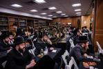 אסיפה אדירה 'ורוממתני' קעגן טעכנעלאגיע פאר חברי קהילה קדושה צאנז קלויזענבורג אין בארא פארק בראשות כ"ק  אדמו"ר מצאנז קלויזענבורג שליט"א