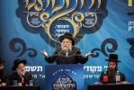 אסיפה אדירה 'ורוממתני' קעגן טעכנעלאגיע פאר חברי קהילה קדושה צאנז קלויזענבורג אין בארא פארק בראשות כ"ק  אדמו"ר מצאנז קלויזענבורג שליט"א